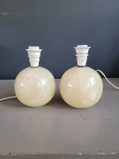 Paire de pieds de lampes boules en albâtre- Ref 639