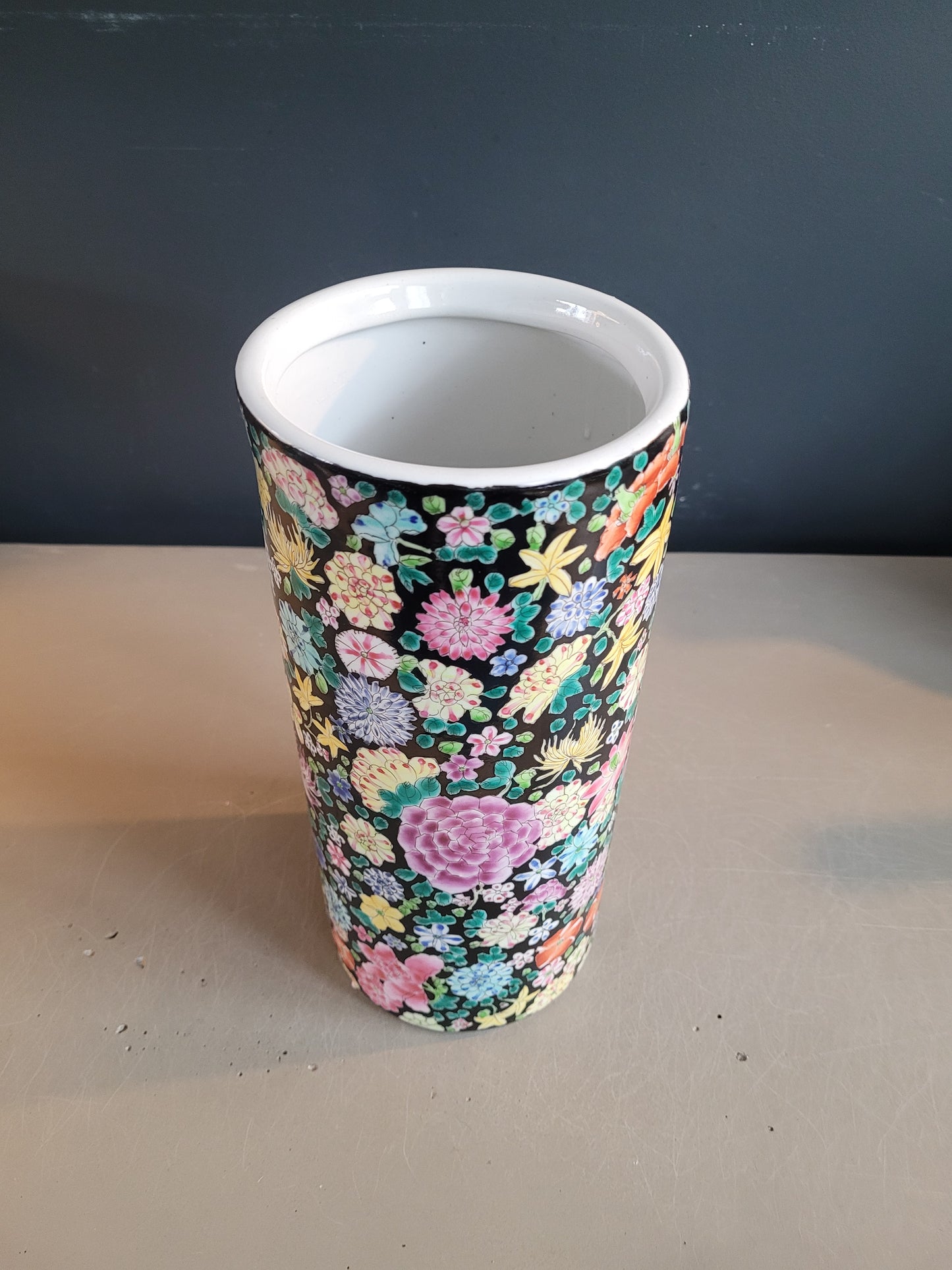 Vase rouleau chinois peint à la main - Ref 620