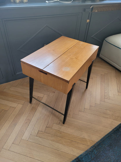 Travailleuse vintage / bout de canapé - Ref 671