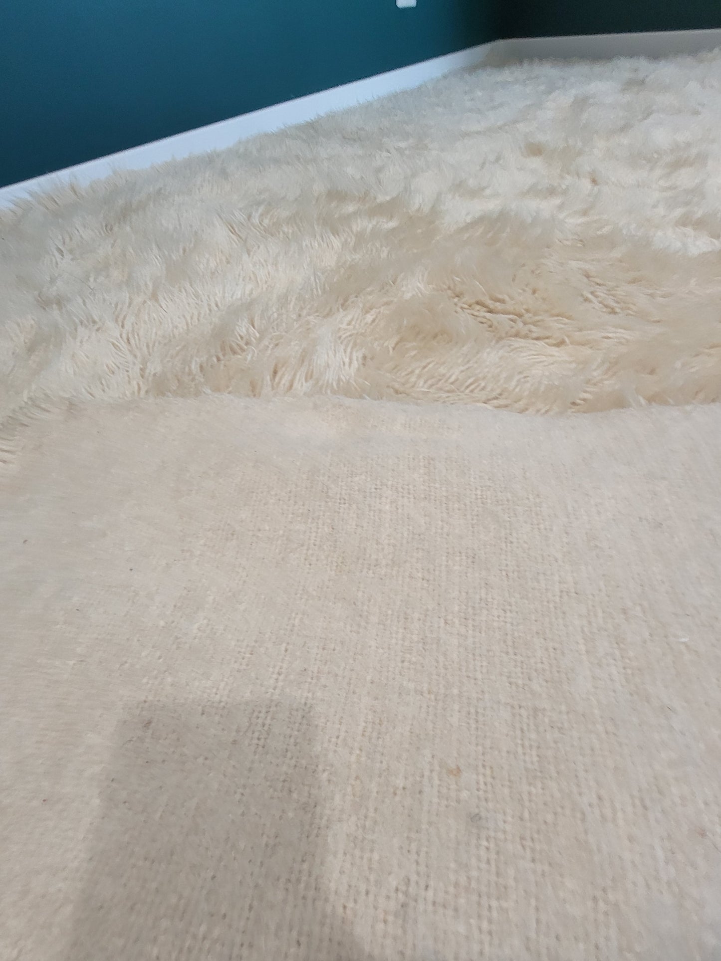 Tapis en laine à longs poils - 240x160cm - Ref 1005