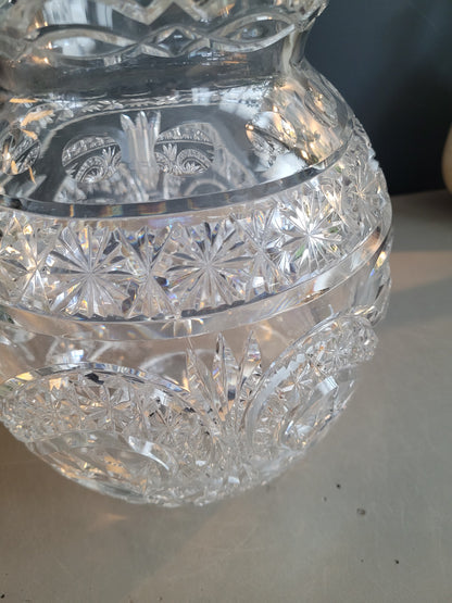 Grand vase boule en cristal ciselé - Ref 973