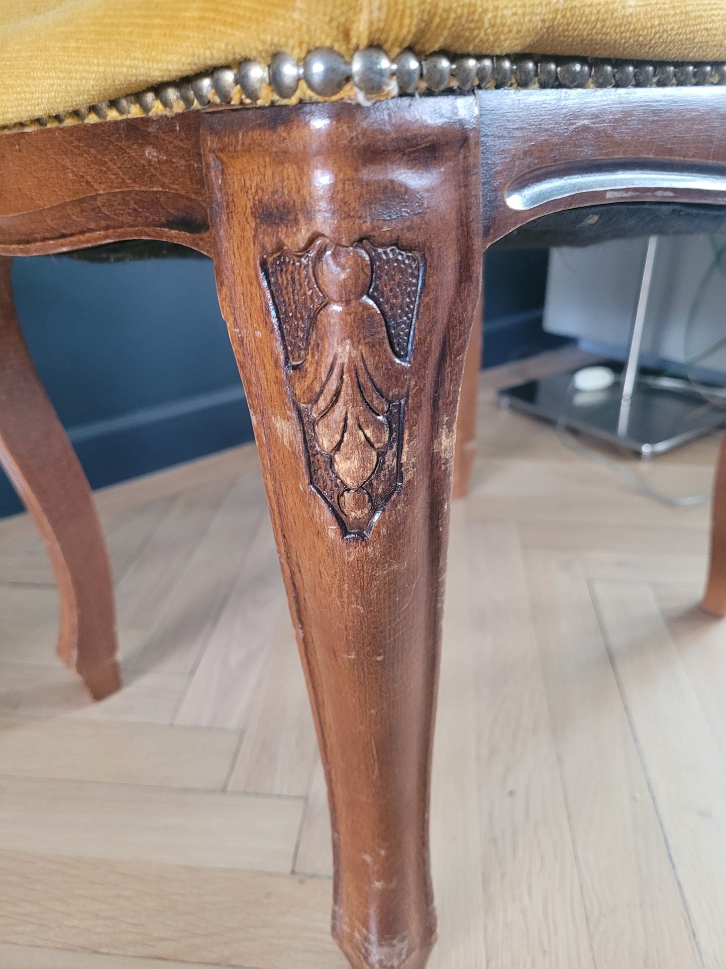 Tabouret ottoman ancien en bois et velours - Ref 503