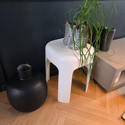 Tabouret - Bout de canapé en plastique blanc vintage - Ref 1412