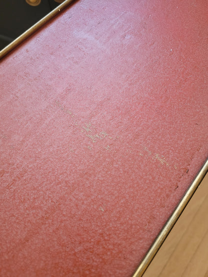 Bout de canapé- porte-revues en fil laiton vintage - Ref 742