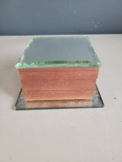 Boîte à cigarettes vintage en bois et miroirs- Ref 638