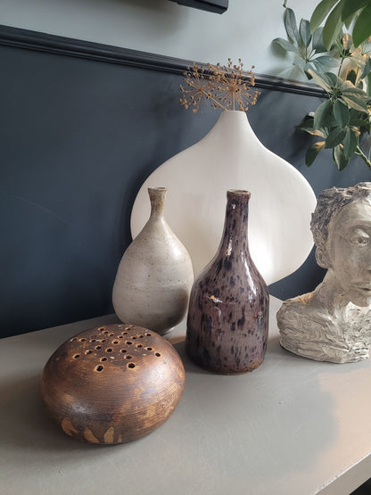 Pique-fleurs coussin vintage en céramique- Ref 808