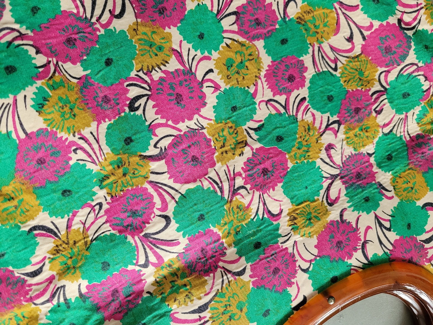 Sac à main vintage en satin et poignées acétate - 546