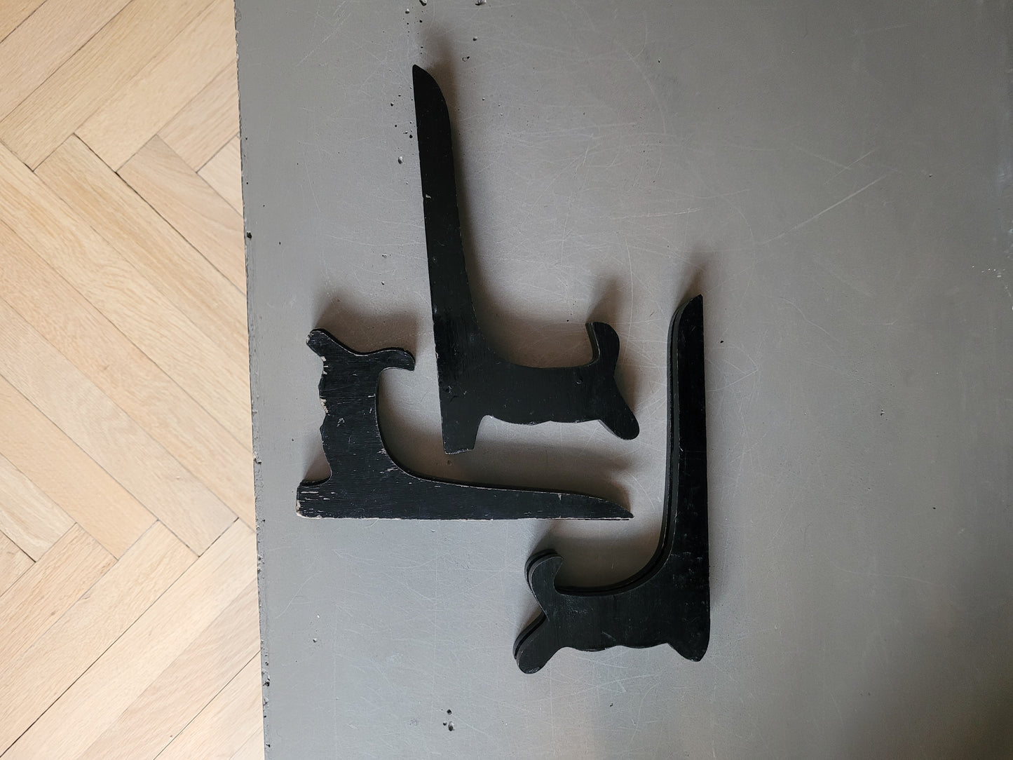 3 supports pour assiettes décoratives- Ref 748