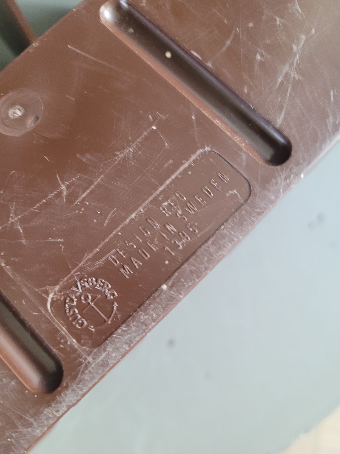 Range-vinyles porte-revues Gustavsberg - Ref 851