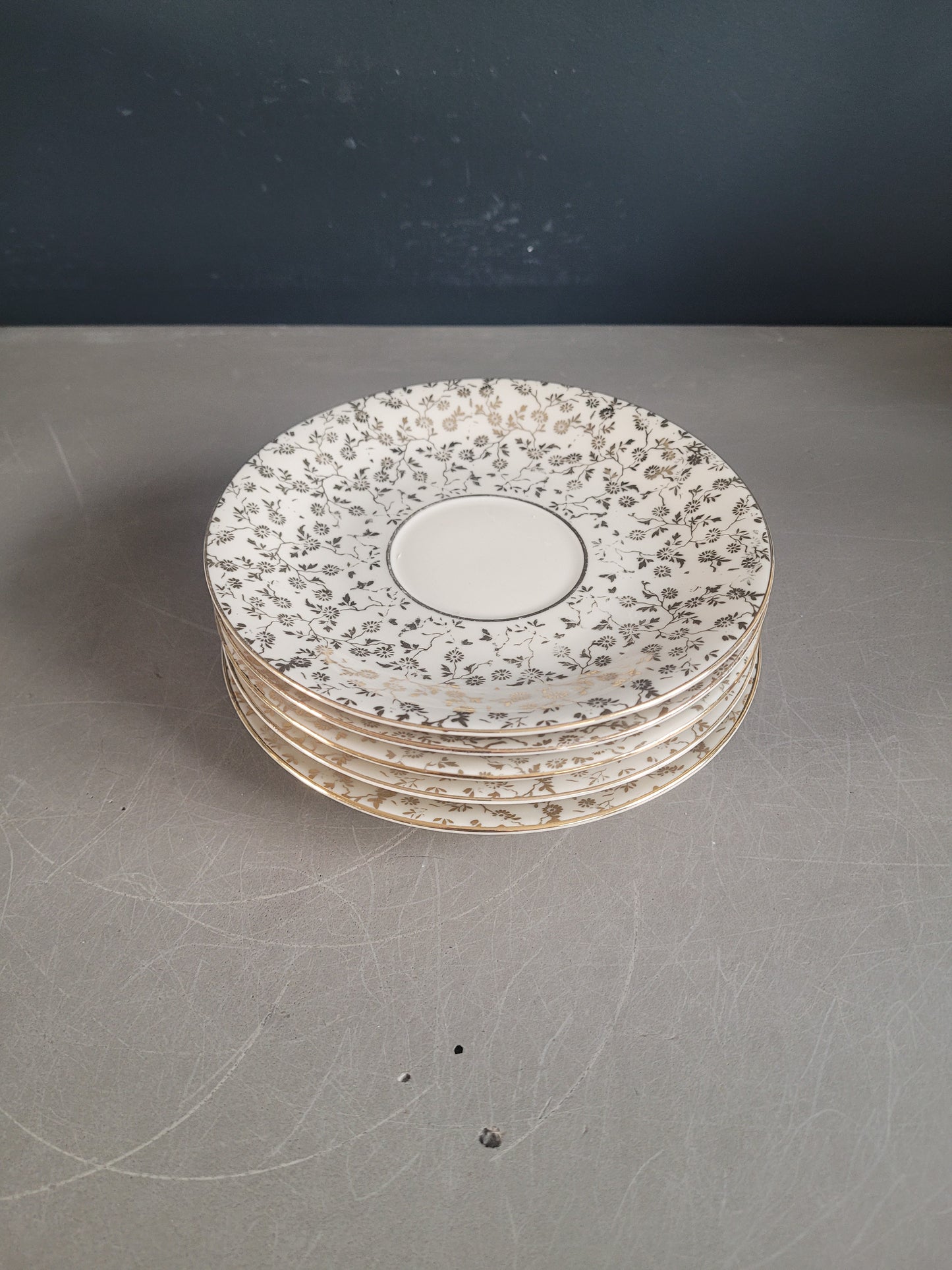 5 soucoupes Mayer Wiesau en porcelaine de Bavière motif doré - Ref 841