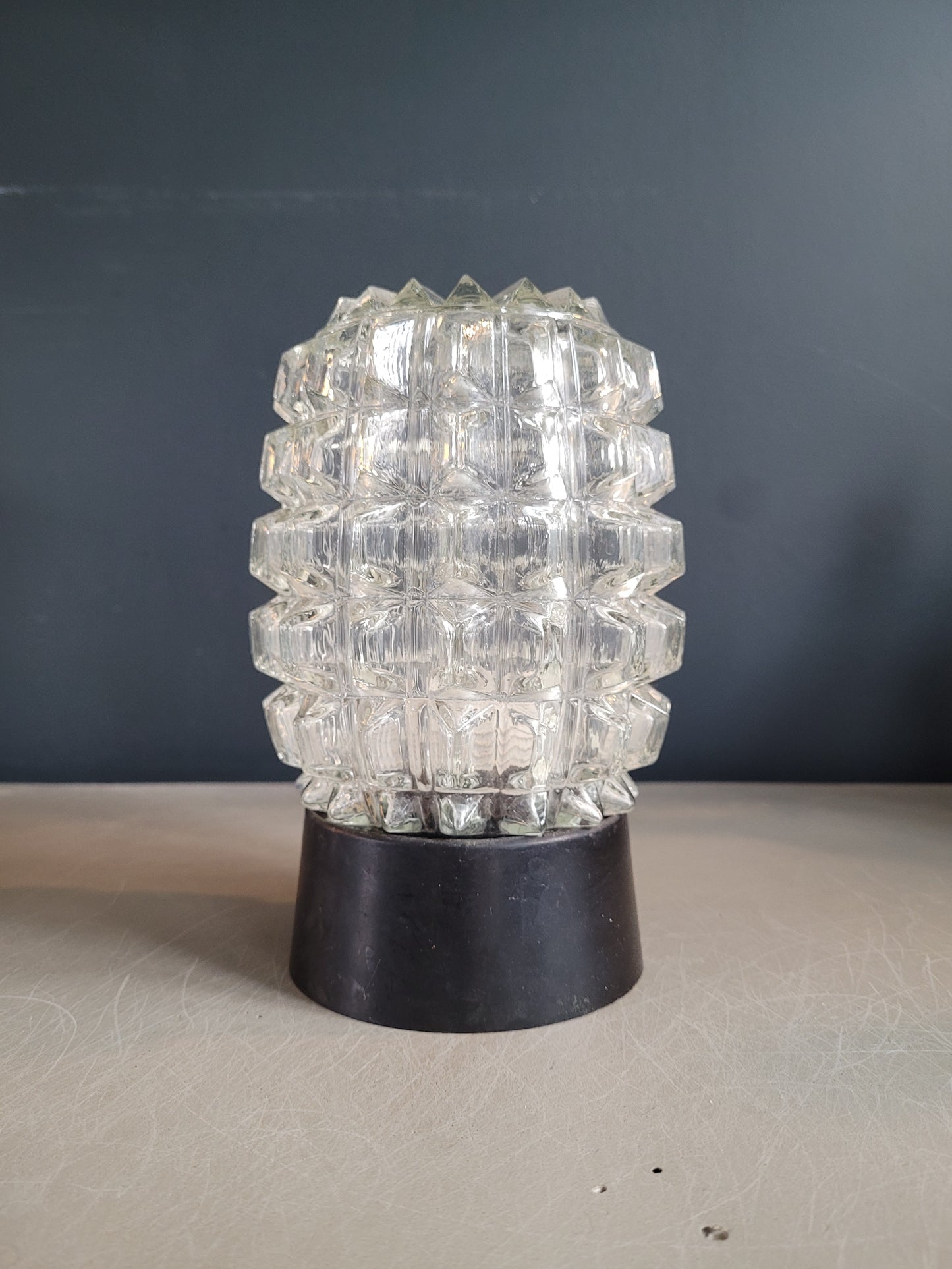 Applique vintage en verre moulé - Plafonnier - Ref 290