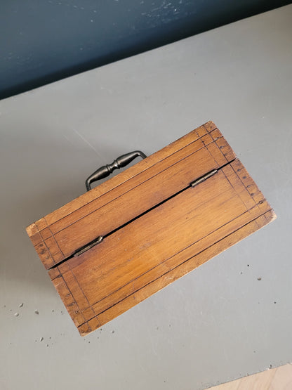 Boîte ancienne en bois - Ref 656