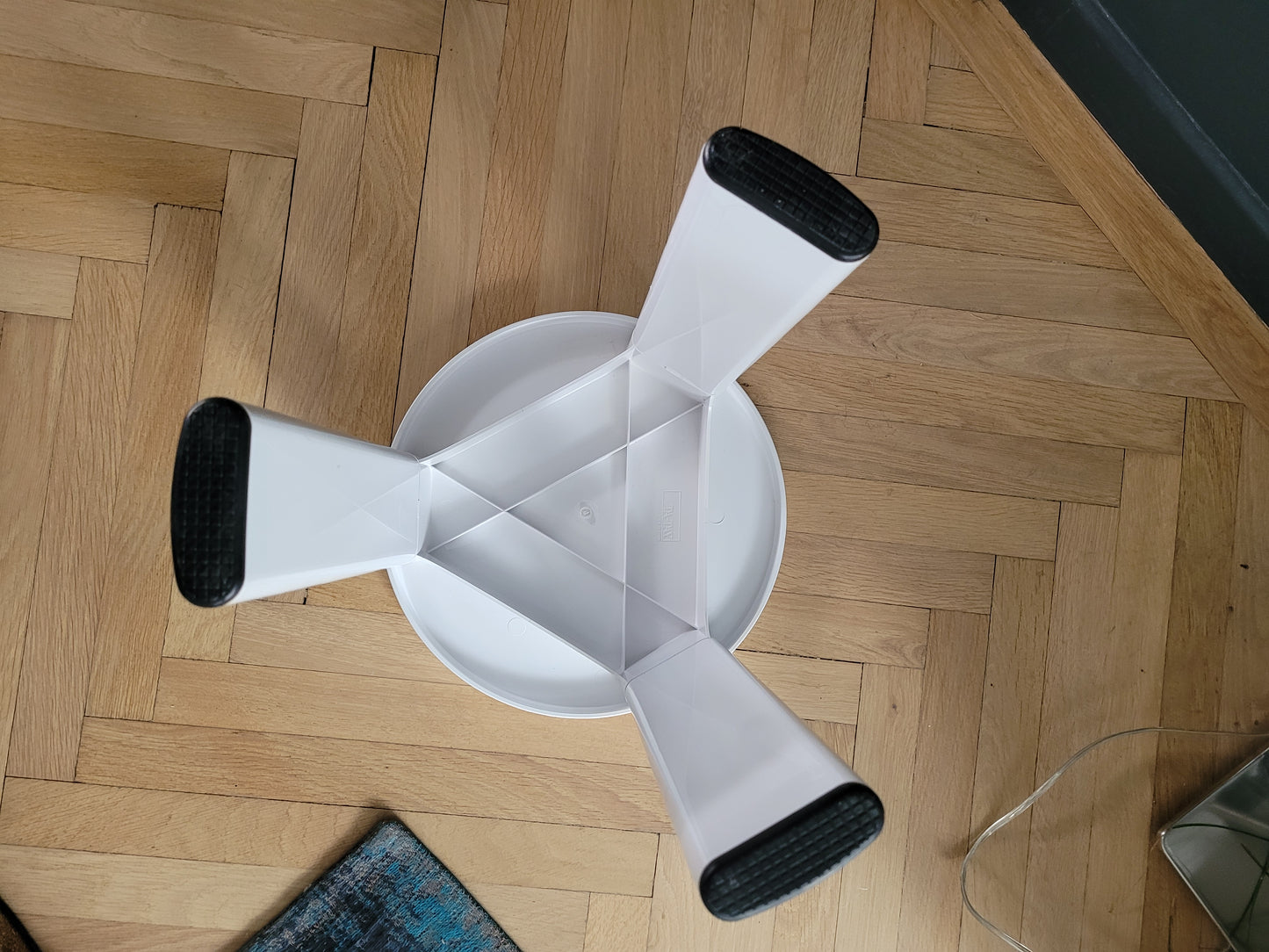 Tabouret tripode vintage Tatay - Ref 547