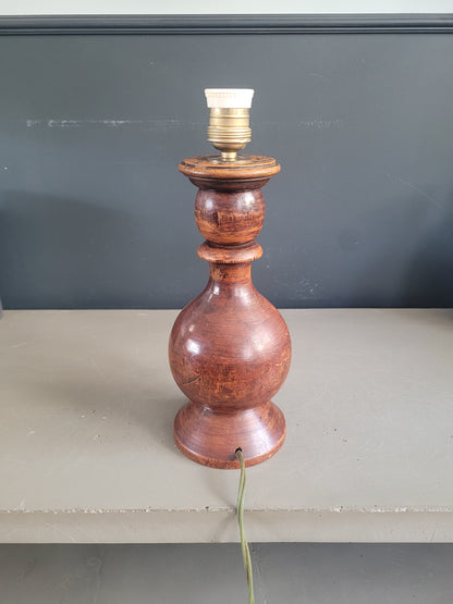 Pied de lampe en bois tourné - Ref 1028