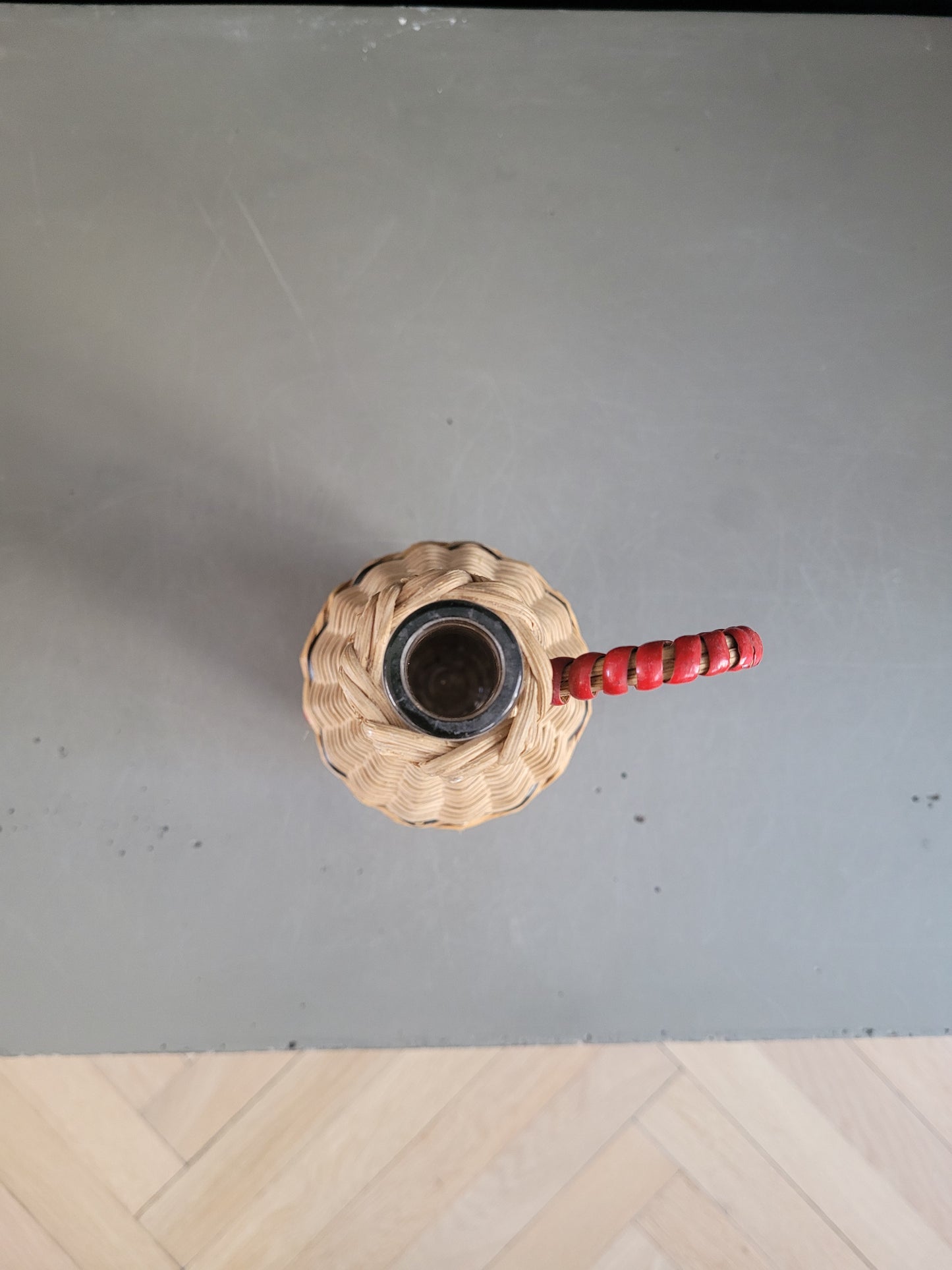 Bouteille carafe en osier vintage - Ref 762