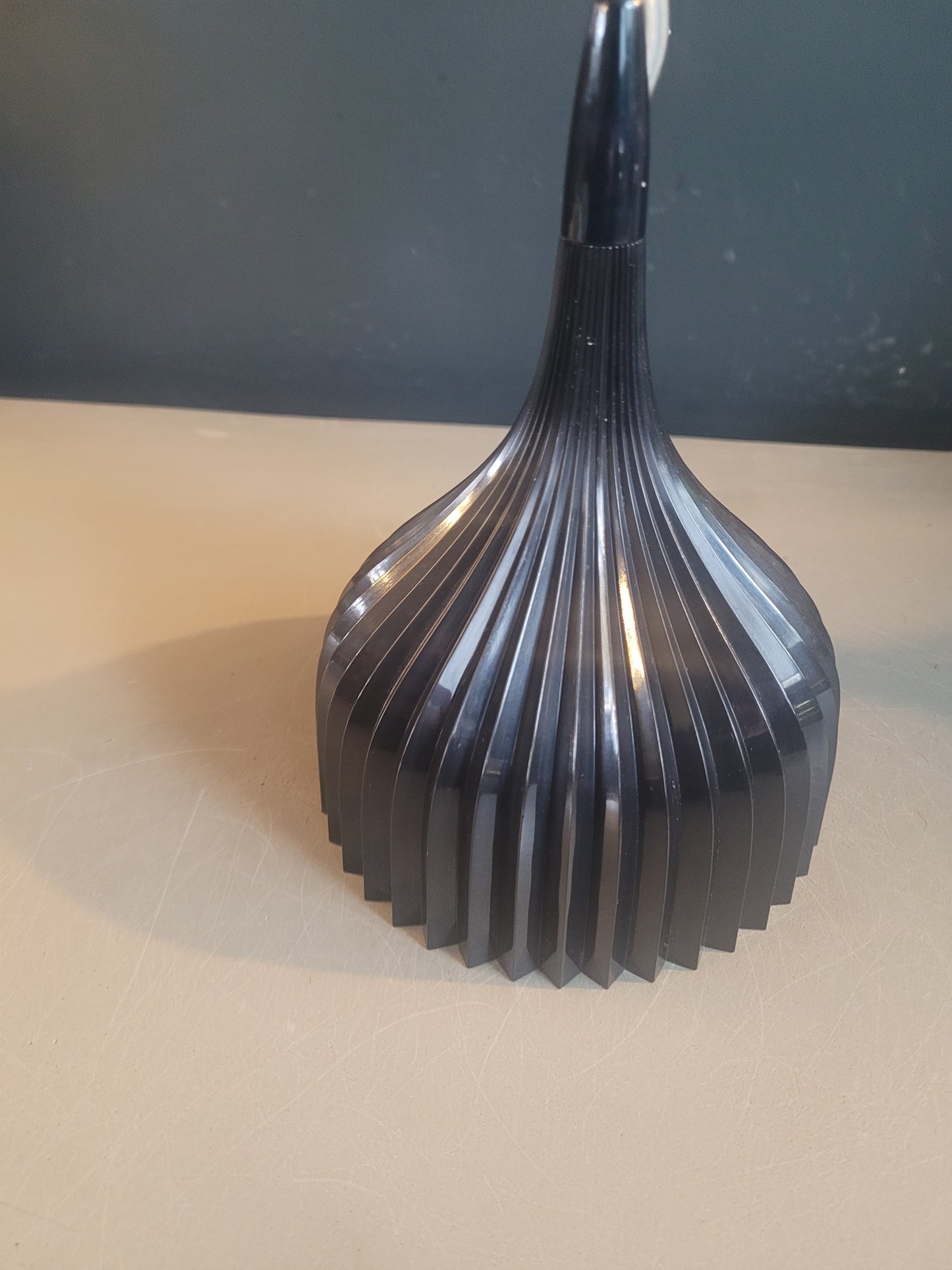 Suspension Kartell noire modèle E' - Ref 569
