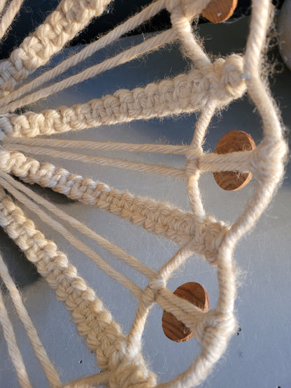 Suspension vintage en macramé et bois - Ref 736