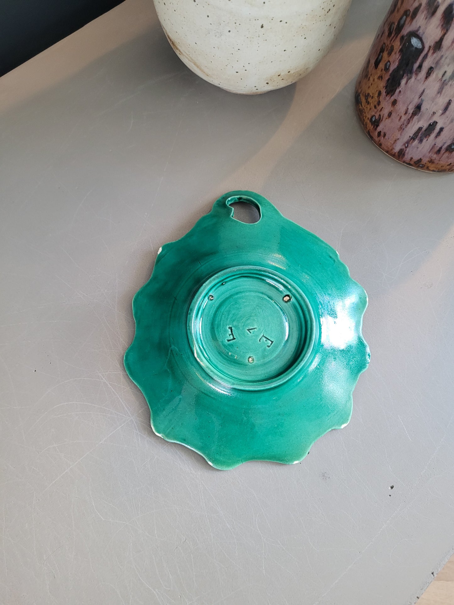 Vide-poche feuille en céramique verte - Ref 534