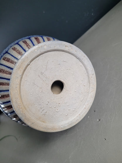 Grande chope à bière ou pichet en grès émaillé au sel et couvercle en étain - Ref 952