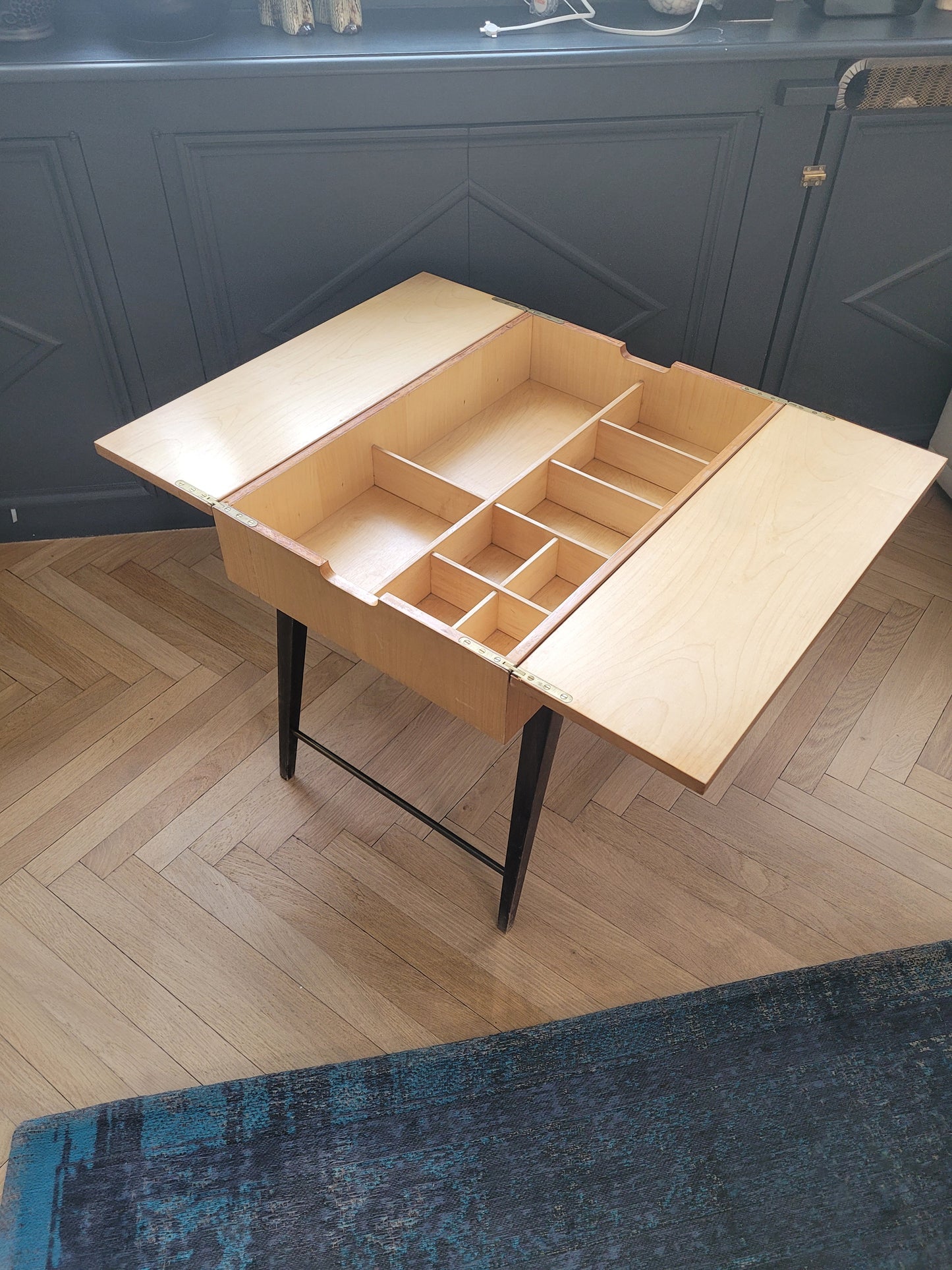 Travailleuse vintage / bout de canapé - Ref 671