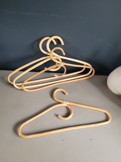 Lot de cintres en bambou - Ref 98