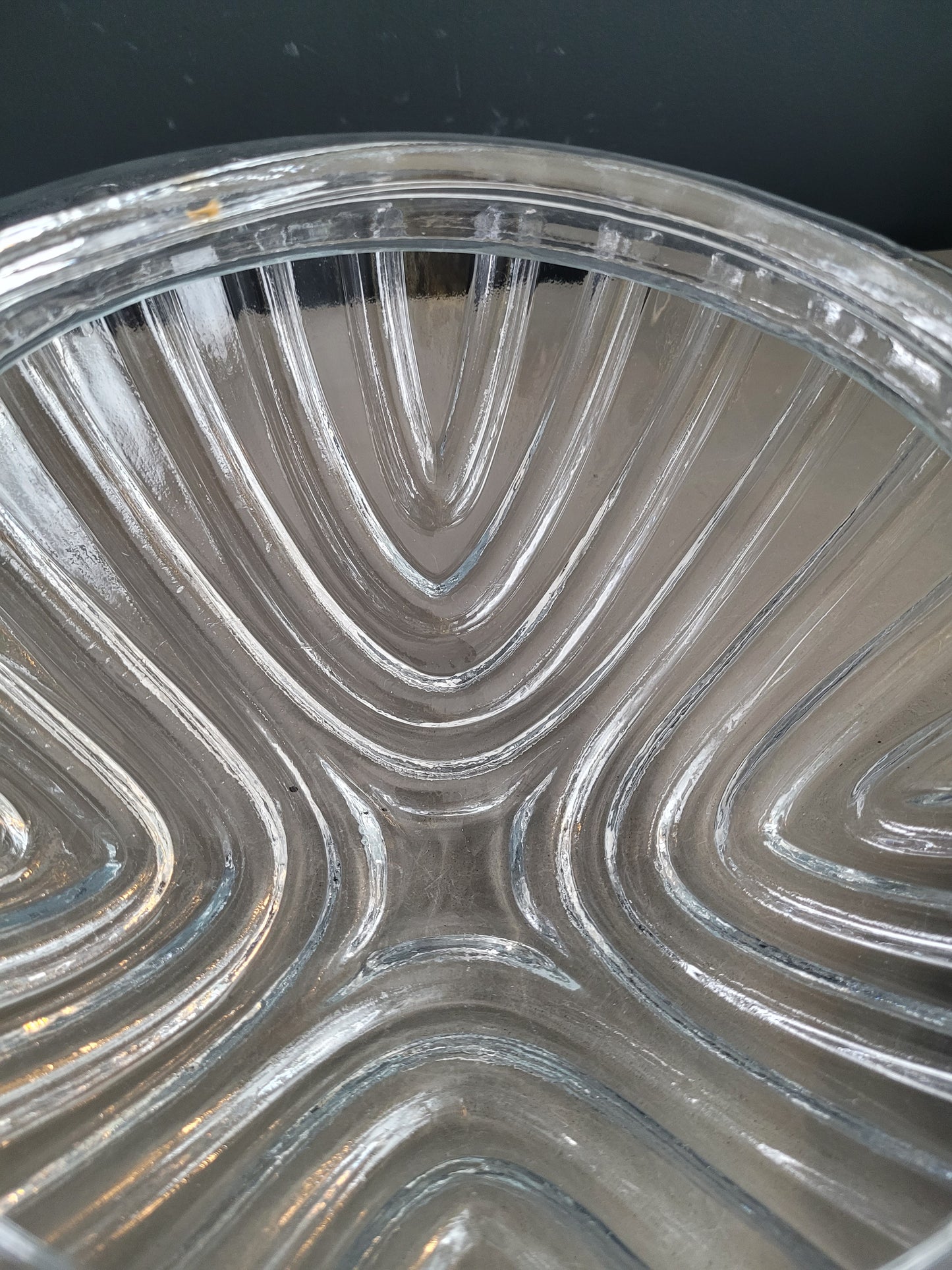 Plafonnier applique en verre moulé- Ref 757