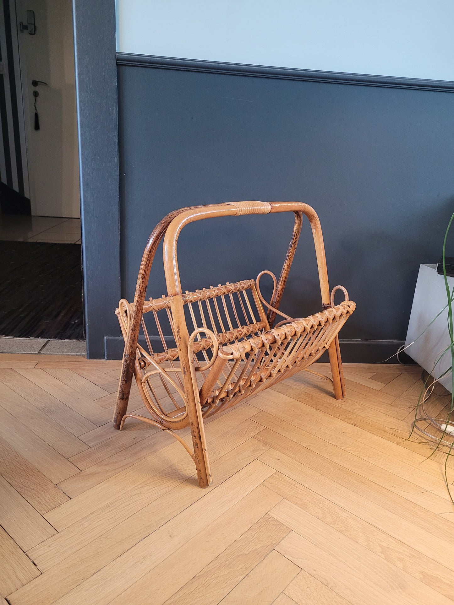Porte-revues vintage en rotin et bambou - 981