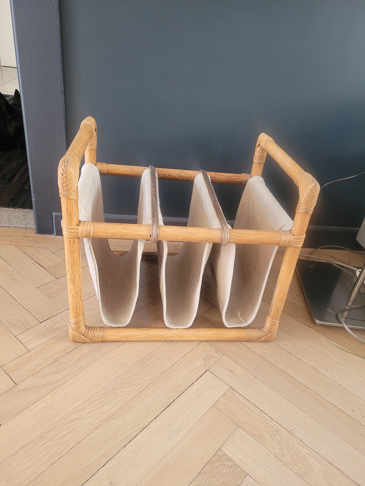 Porte-revues vintage en bambou, rotin et toile - Ref 687