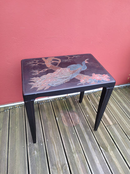 Table japonaise en bois laqué gravé- Ref 621