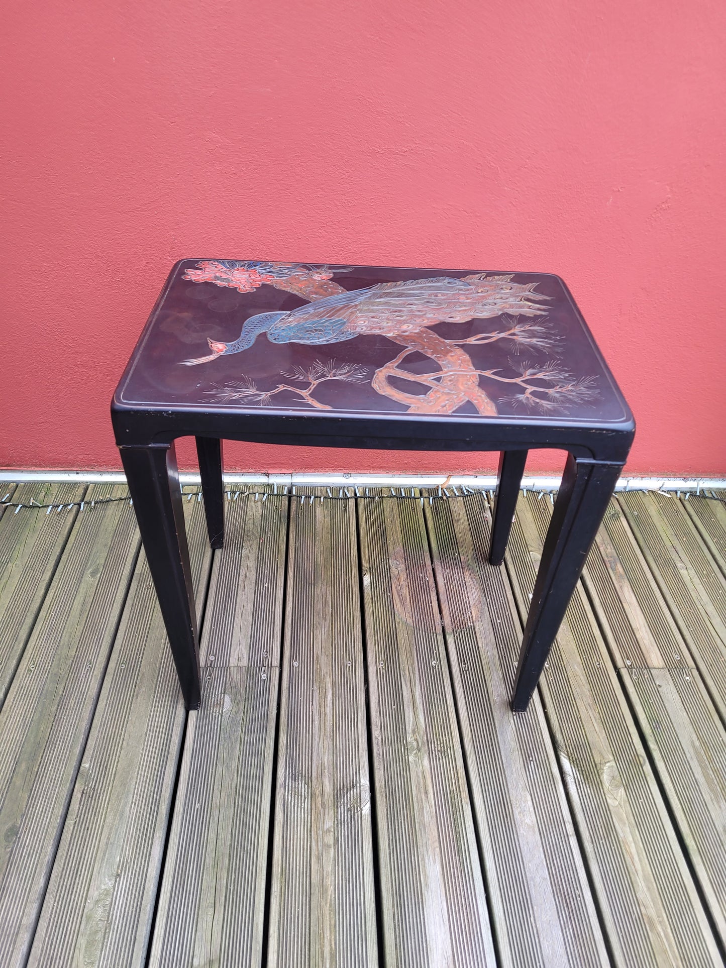 Table japonaise en bois laqué gravé- Ref 621