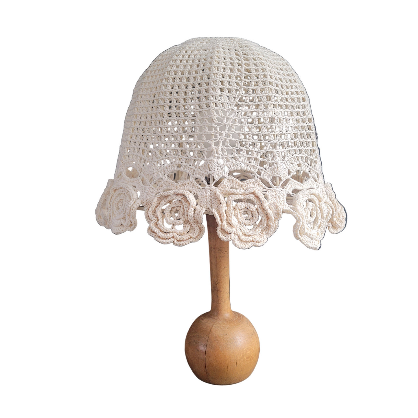 Lampe de chevet avec abat-jour en crochet - Ref 677