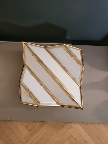 Plafonnier italien en verre bicolore et plaqué or - ref 667