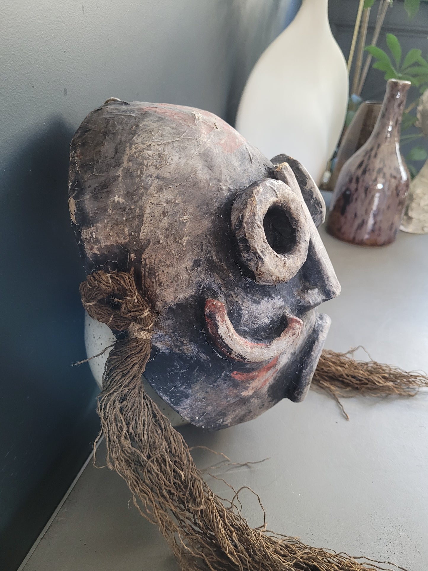 Masque tribal en papier maché- Ref 565