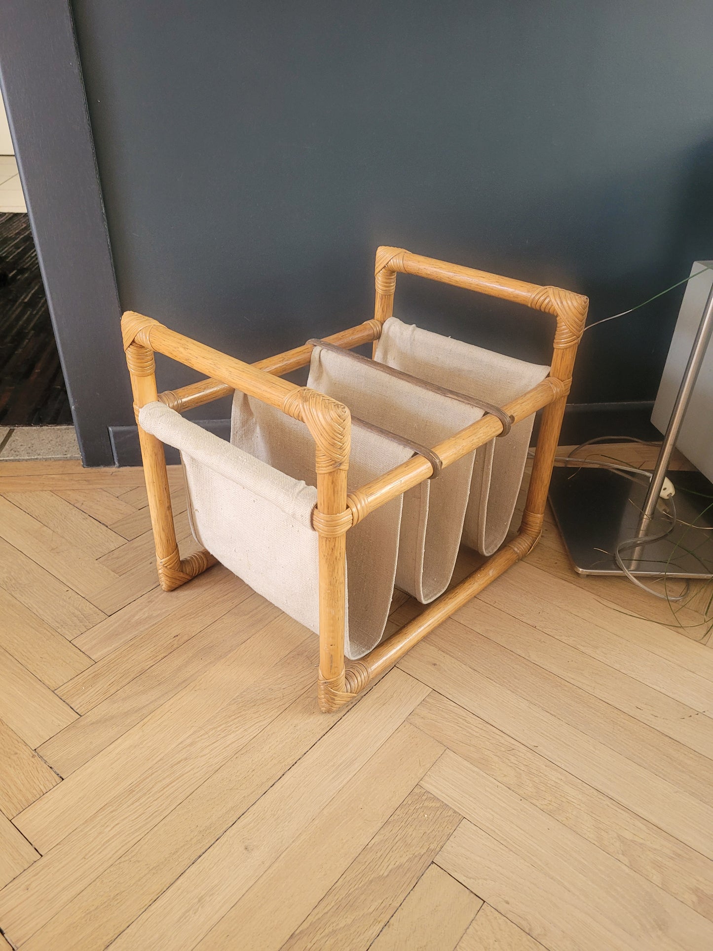 Porte-revues vintage en bambou, rotin et toile - Ref 687