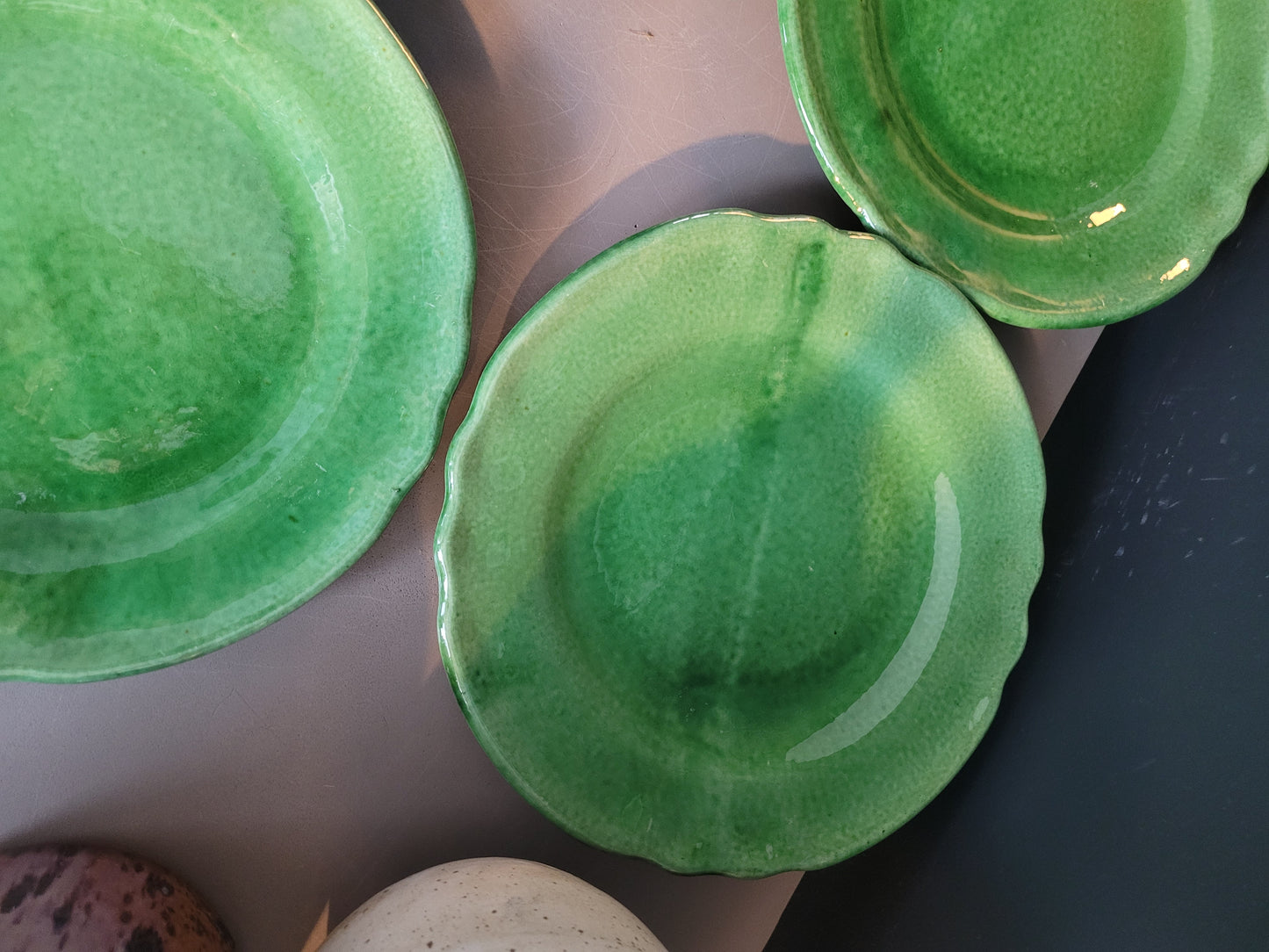 Serie d'assiettes Vallauris vertes - Ref 478