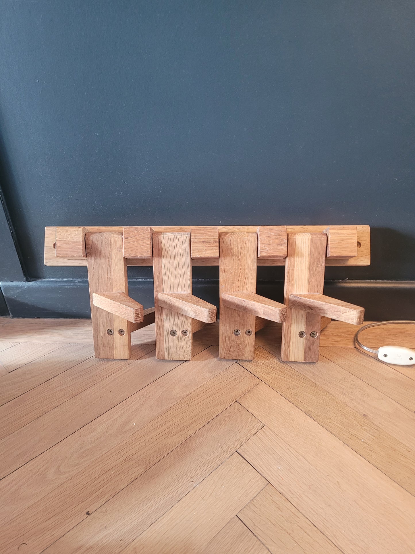 Porte-manteaux mural vertical articulé - Ref 751