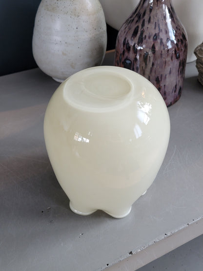 Vase en verre soufflé modelé - Ref 989