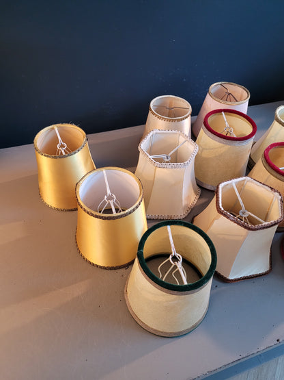 Lot de 13 abat-jour à pince anciens - Ref 670