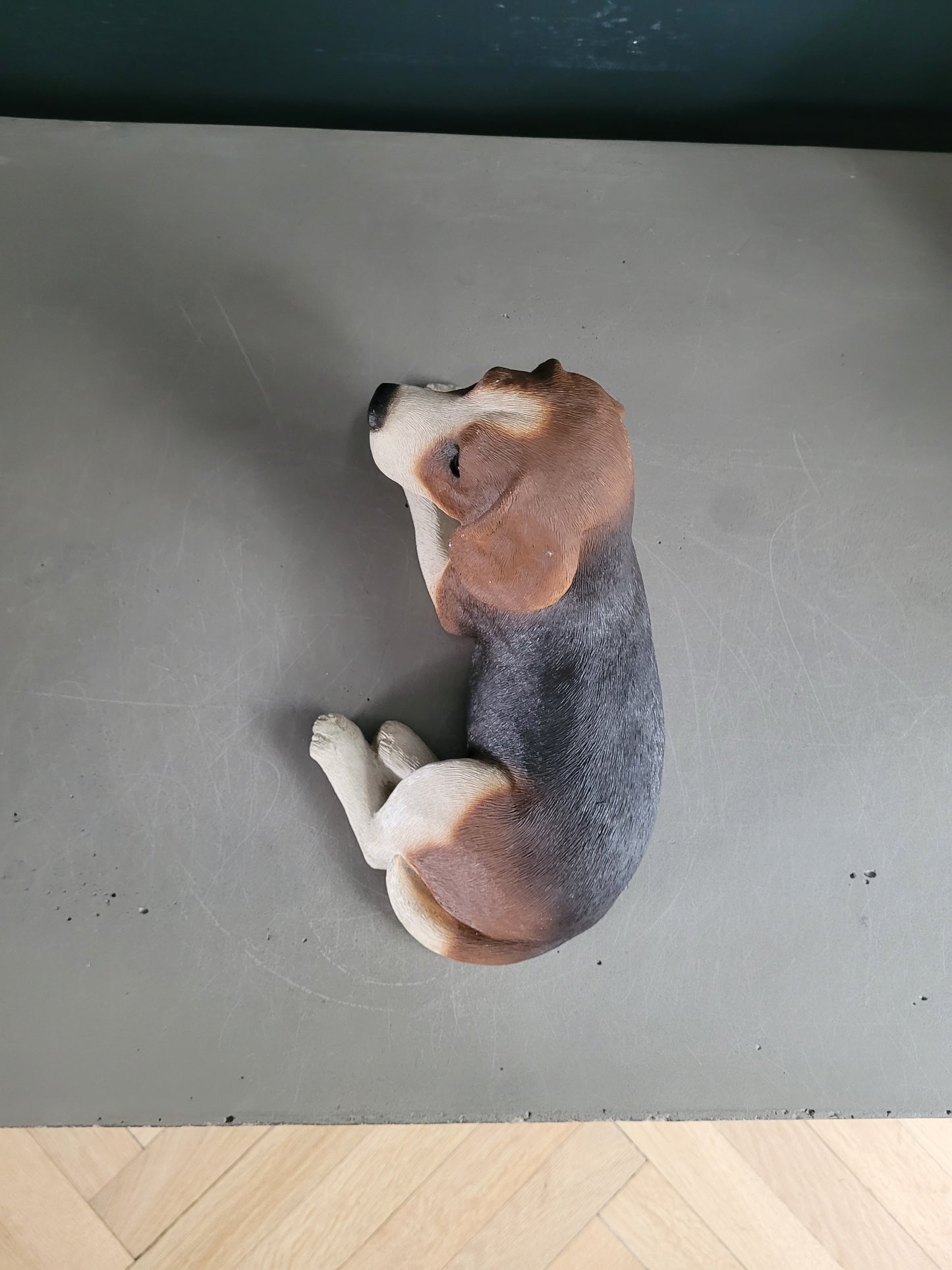 Chien beagle Sandra Brue pour Sandicast USA - Ref 985