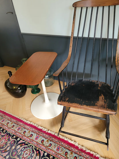 Table pivotante pied tulipe vintage - Ref 858