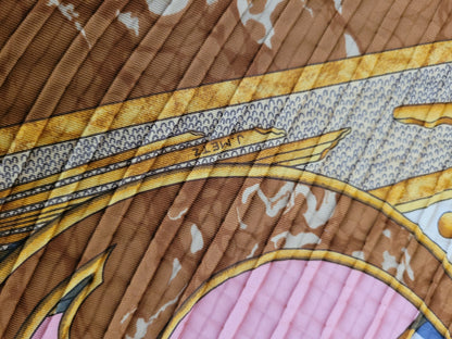 Carré plissé Hermès Gloria Soli par J. Metz - Ref 907