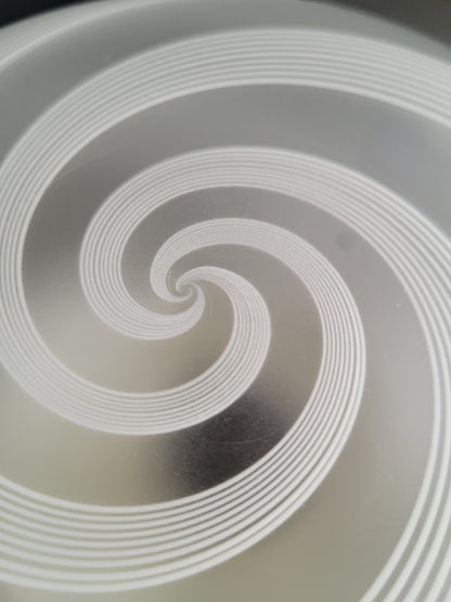 Plafonnier applique en verre globe dépoli à motif spirale- Ref 819