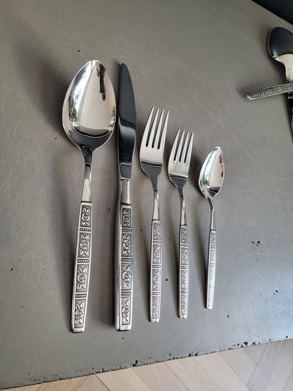 Set de couverts en Inox - Vista Stainless USA - Motifs roses - Ref 1009
