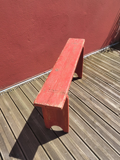 Banc ancien en bois peint en rouge - Ref 1261