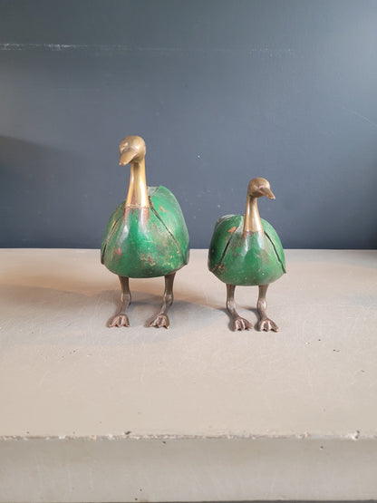 Paire d'oiseaux décoratifs en laiton et bois peint - Ref 635