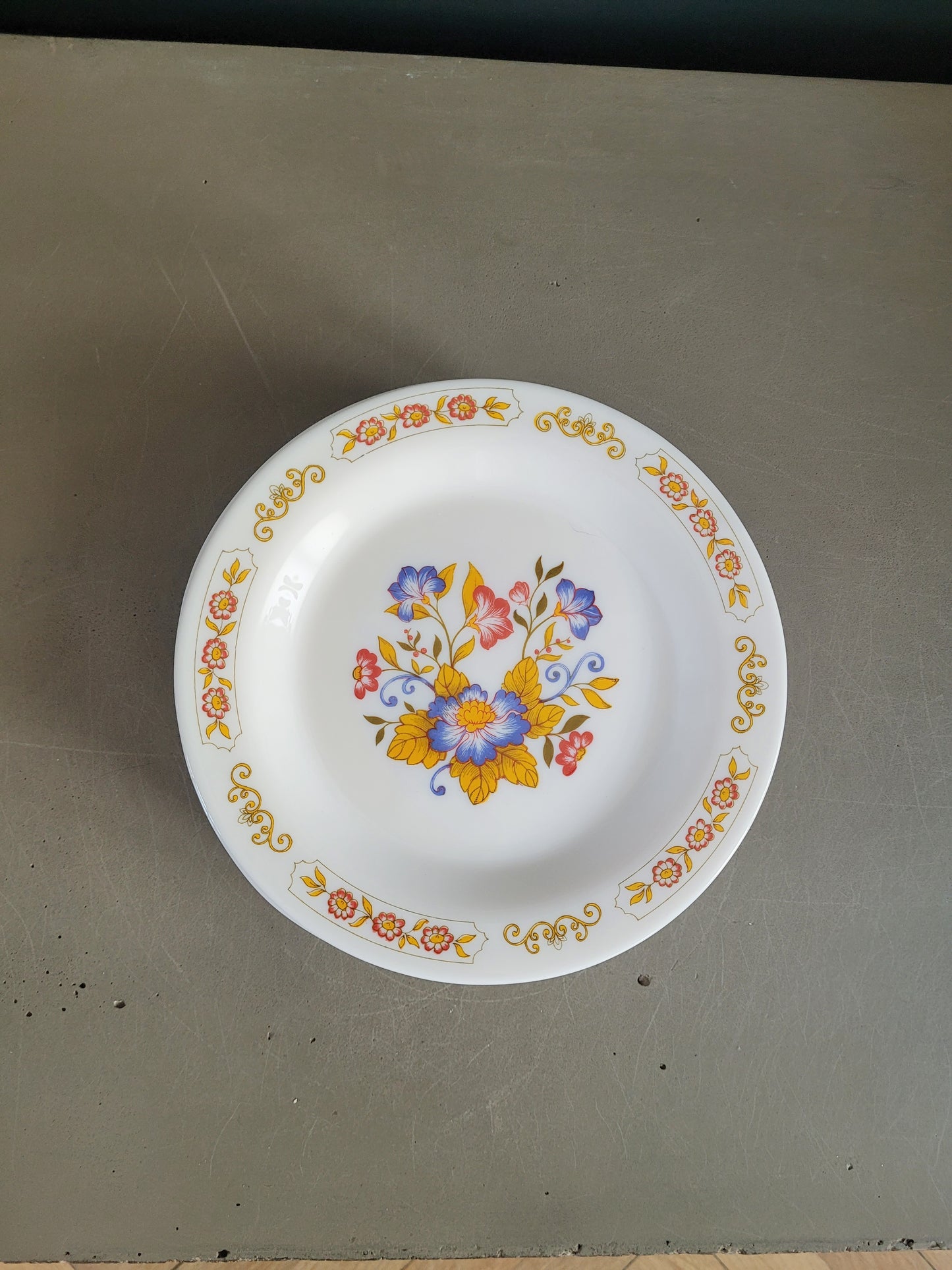 11 assiettes vintage en Pyrex - Ref 909