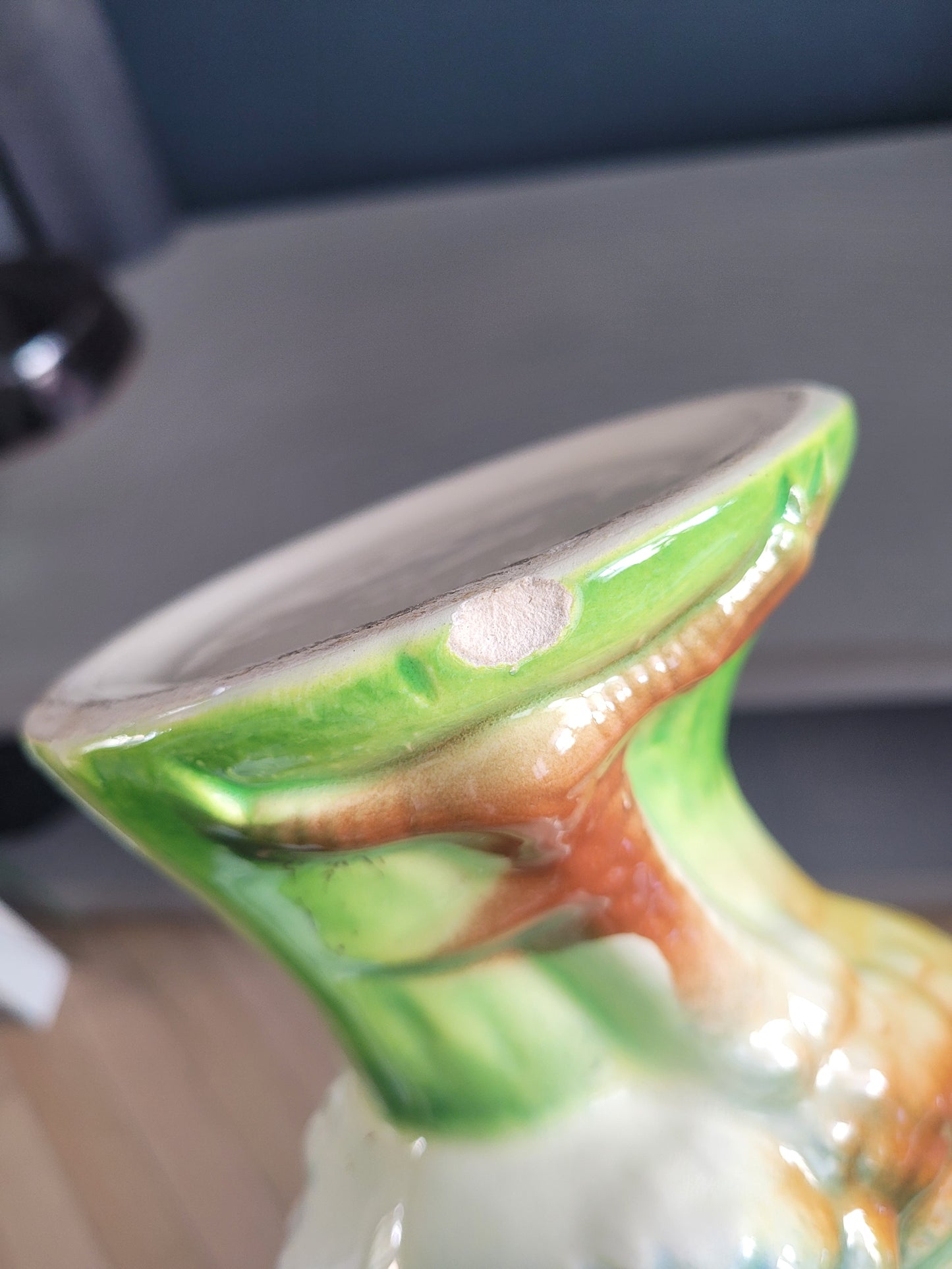 Carafe barbotine coq St Clément- Pichet Saint-Clement- Ref 521