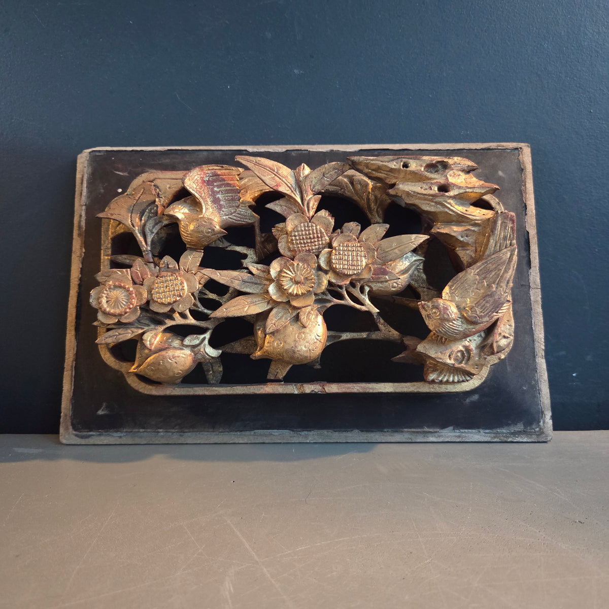Bas relief ajouré en bois sculpté doré - Ref 1372