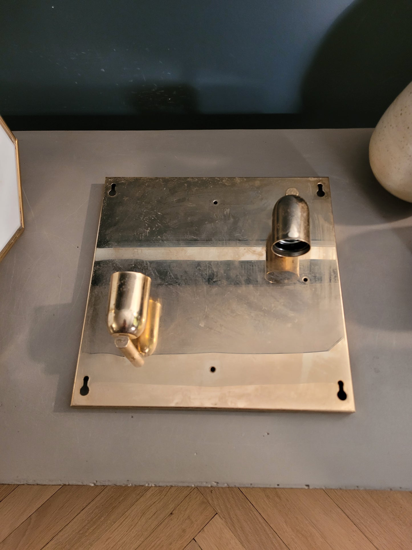 Plafonnier italien en verre bicolore et plaqué or - ref 667