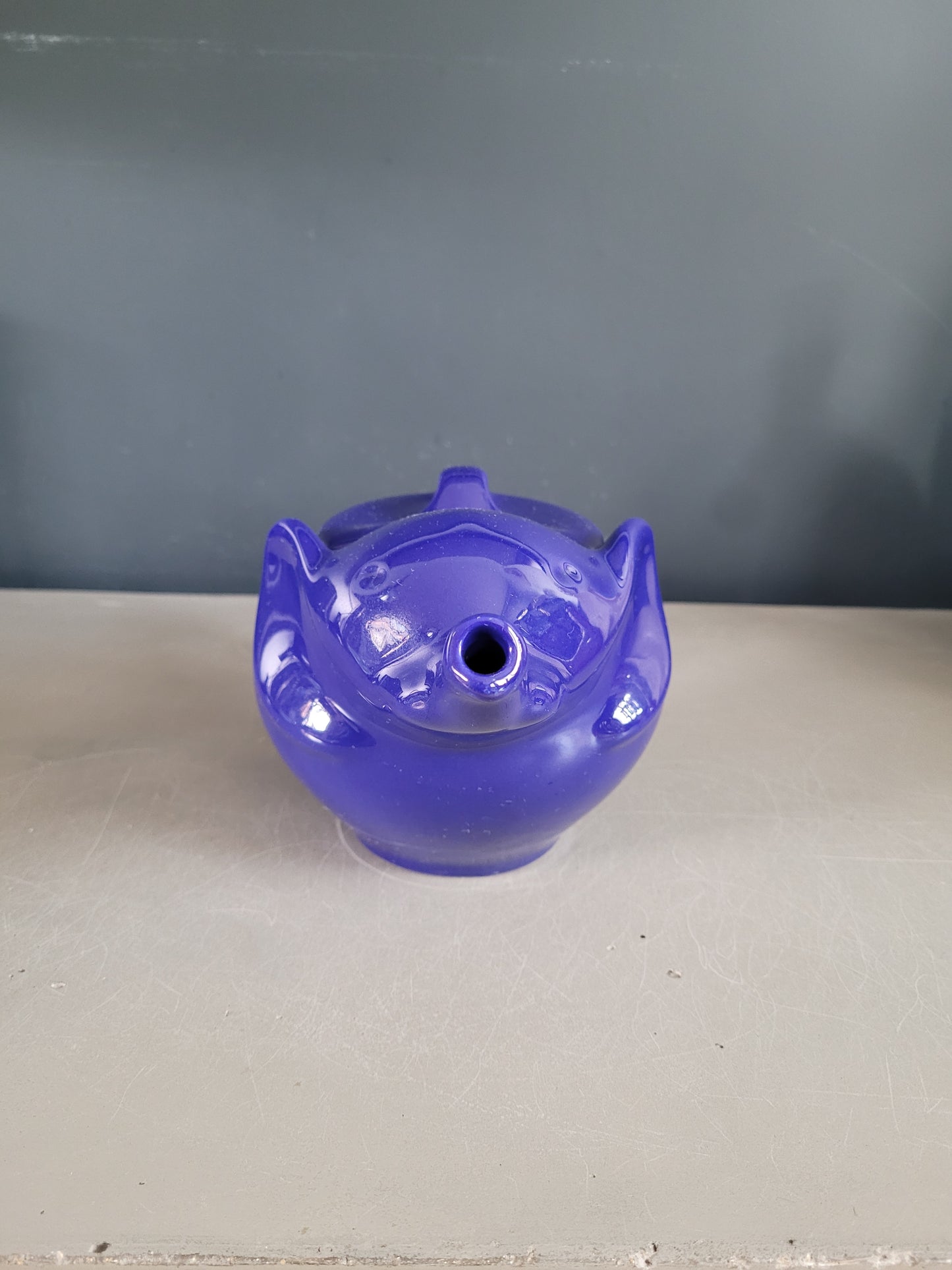 Théière vintage Eléphant en porcelaine- Ref 530